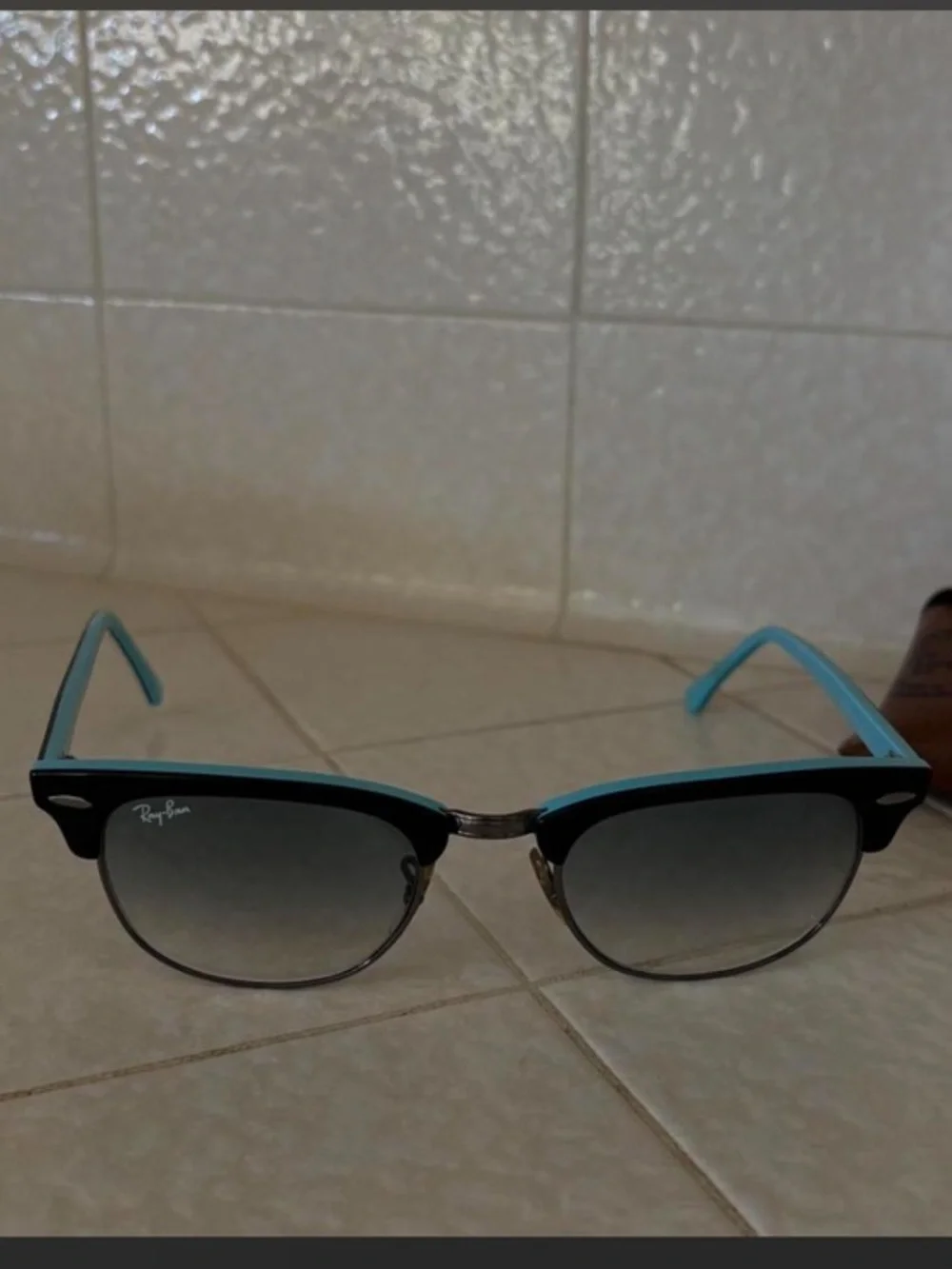 Ray-Ban Clubmaster Sunglasses - Black & Light Blue